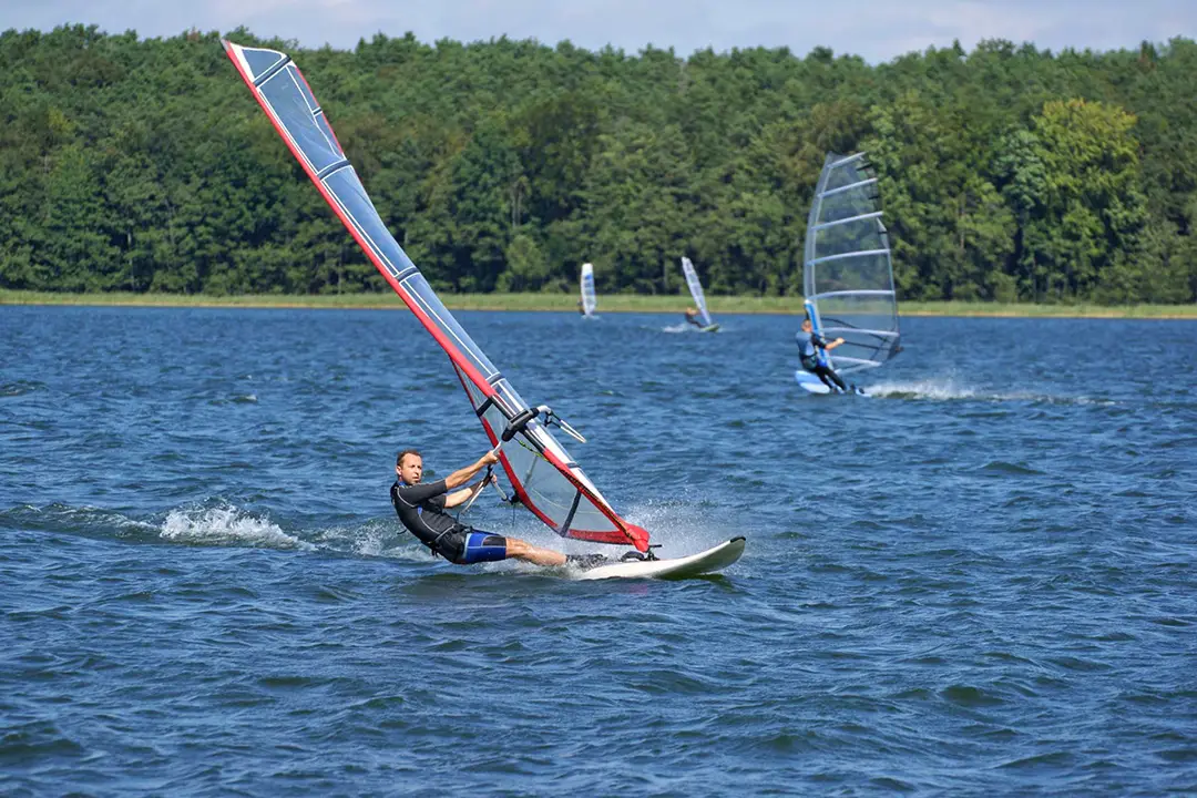 surfen Surfen auf dem Schweriner See